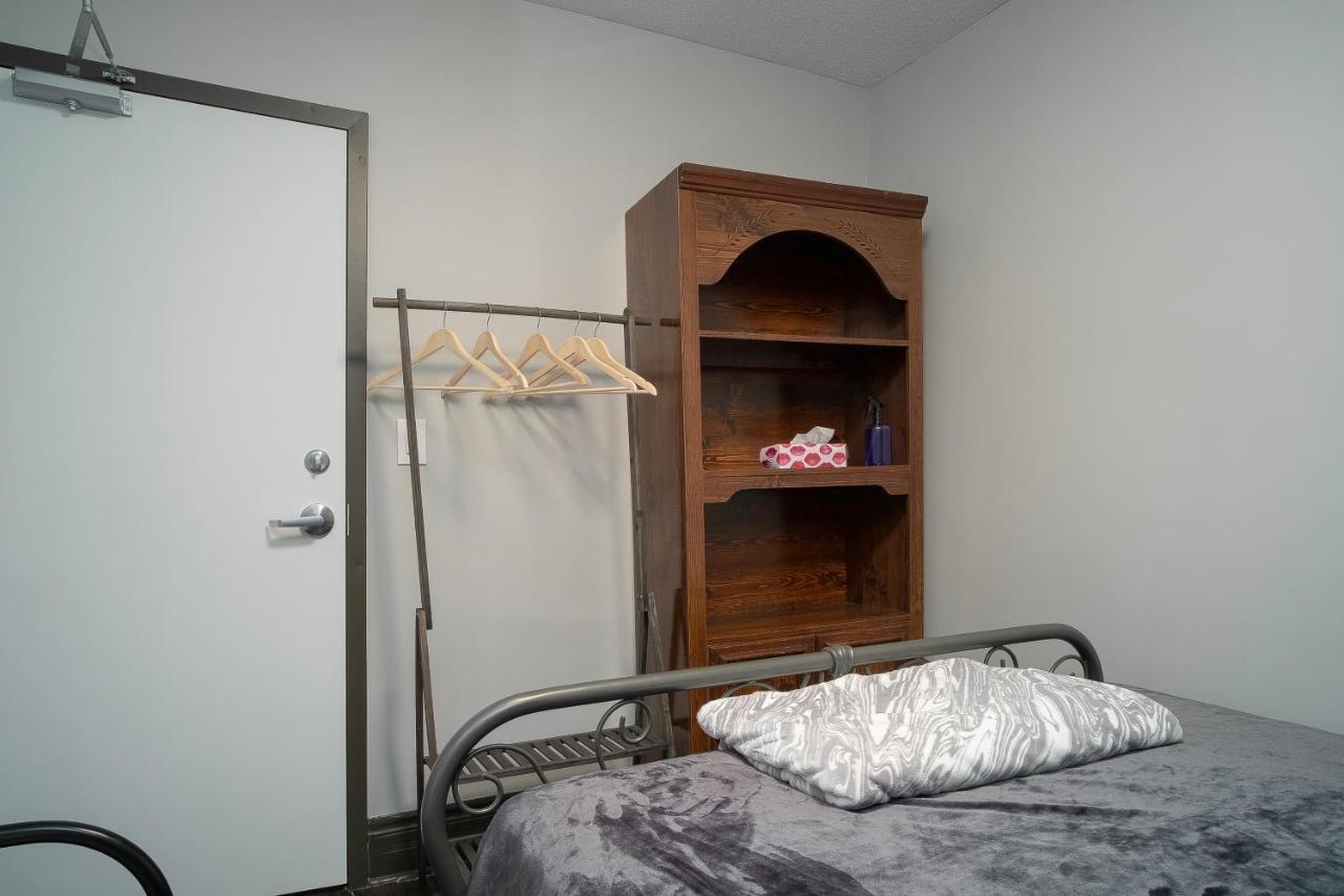 Room #3 Ottawa Downtown المظهر الخارجي الصورة